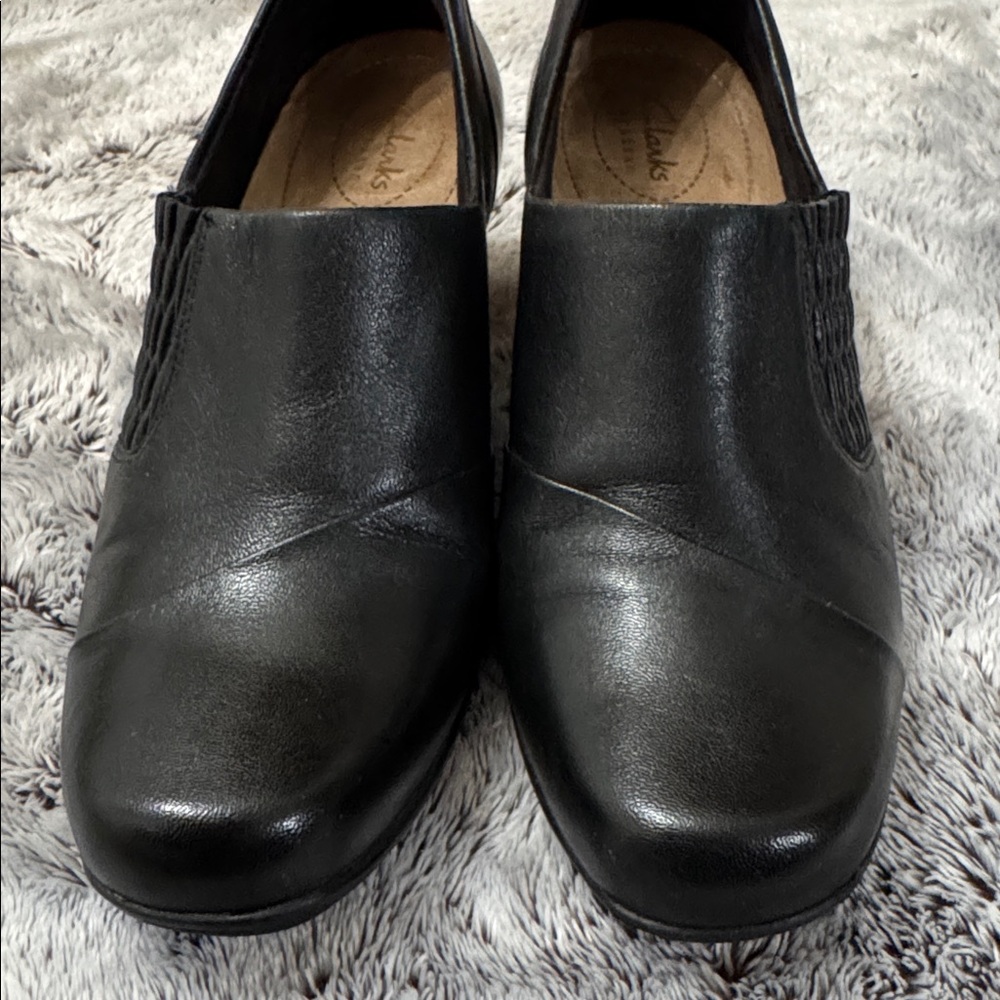 Clarks‎ Artisan Sugar Maple Black Leather Slip-On Pump Block Heel Women’s 9 Shoe - Picture 3 of 9